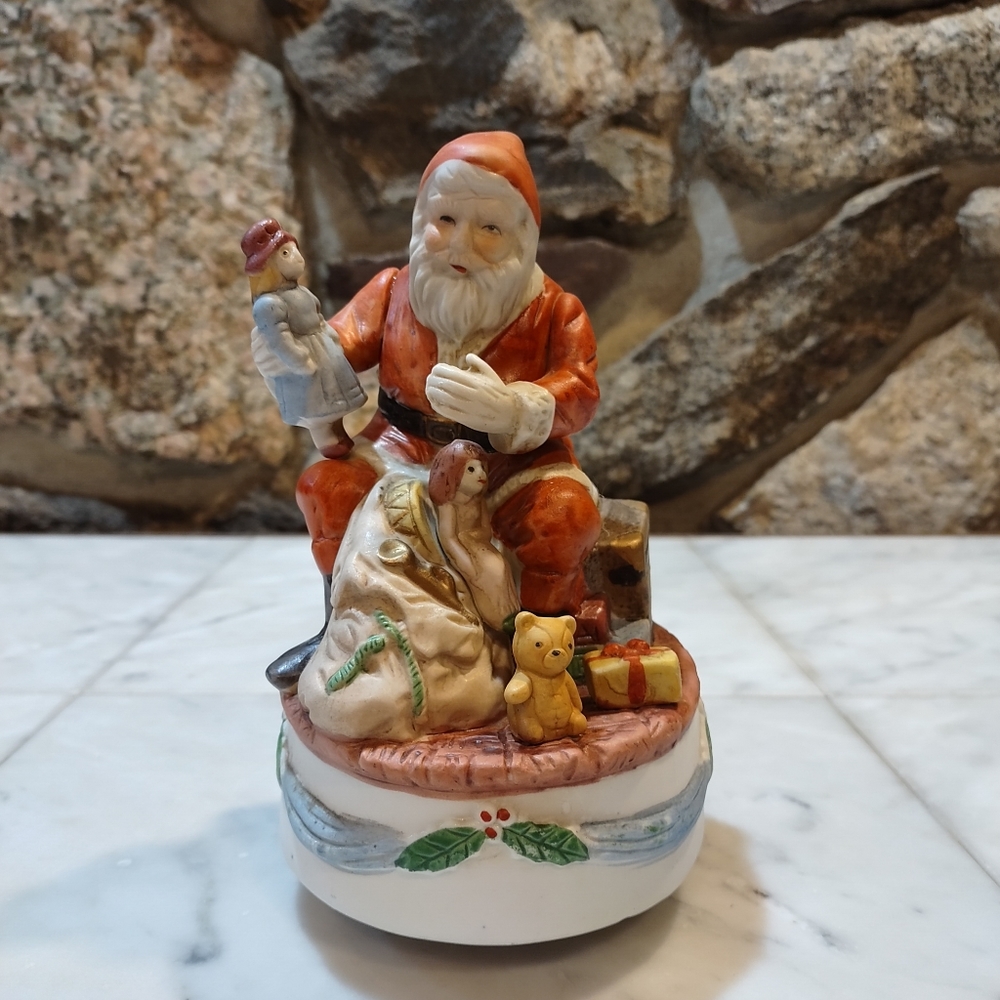 Santa Rotating Music Box - Picture 3 of 8